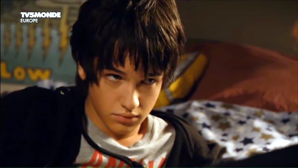 Parle Tout Bas Si C Est D Amour Parle tout bas Si c'est d'amour 2012 - Boyhood movies download